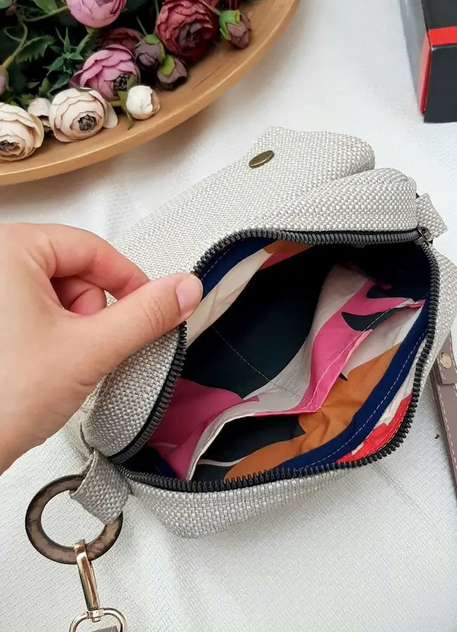 CROSS BAG Çapraz Çanta Dikiş Kalıbı PDF, Astarlı Dikdörtgen Küçük Omuz Çantası, Önü Kapaklı ve Cepli Hacimli Günlük Çanta Yapımı